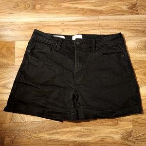 Universal Thread Black Jean Shorts
